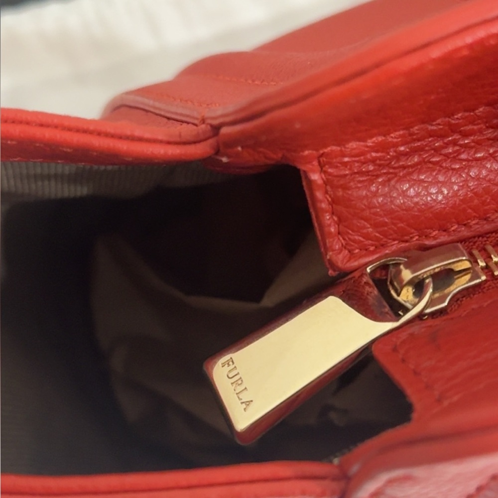 FURLA Hot Red Women's Large Handbag High Quality Leather Tote 100% AUTHENTIC NEW - Picture 5 of 11